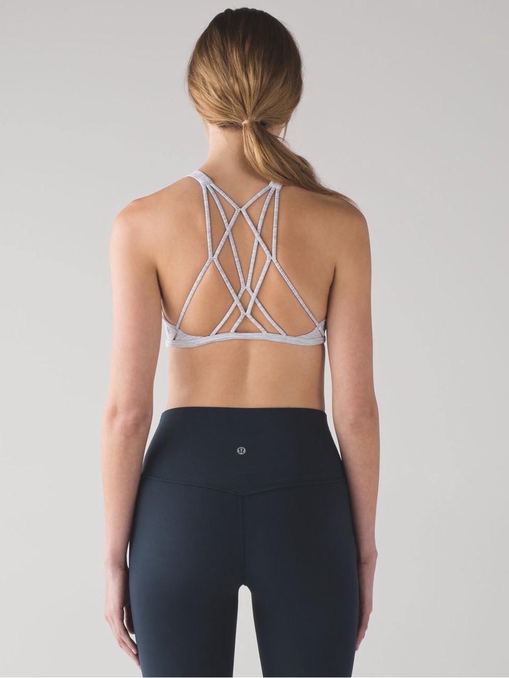 Lululemon Free To Be Zen Sports Bra 6 White/Grey